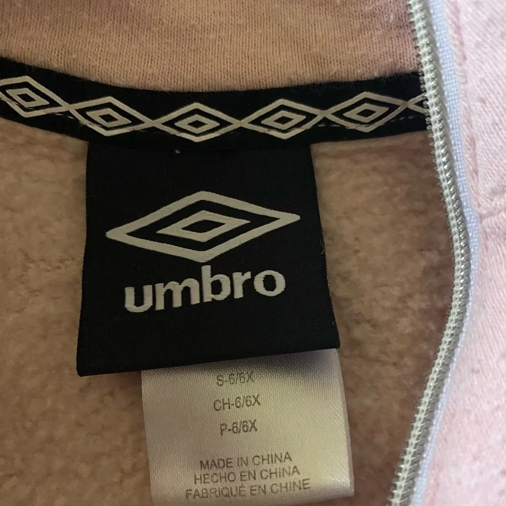 Umbro girls pink